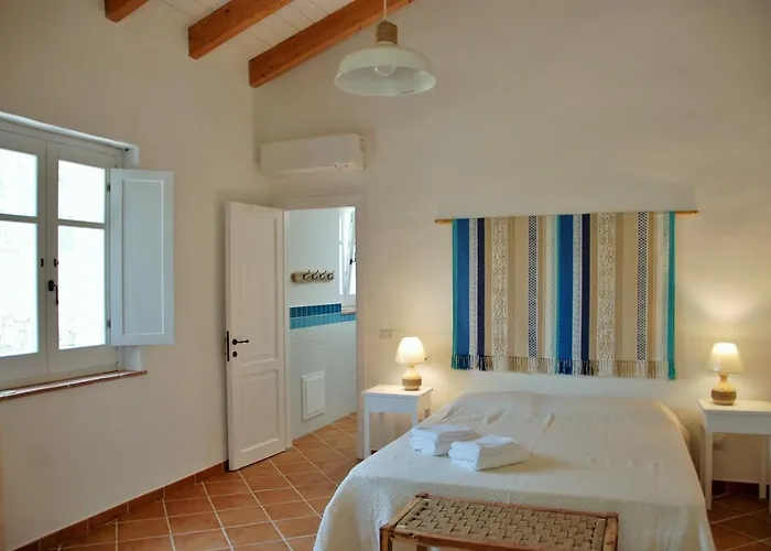 Giallo Limone 3* Teulada