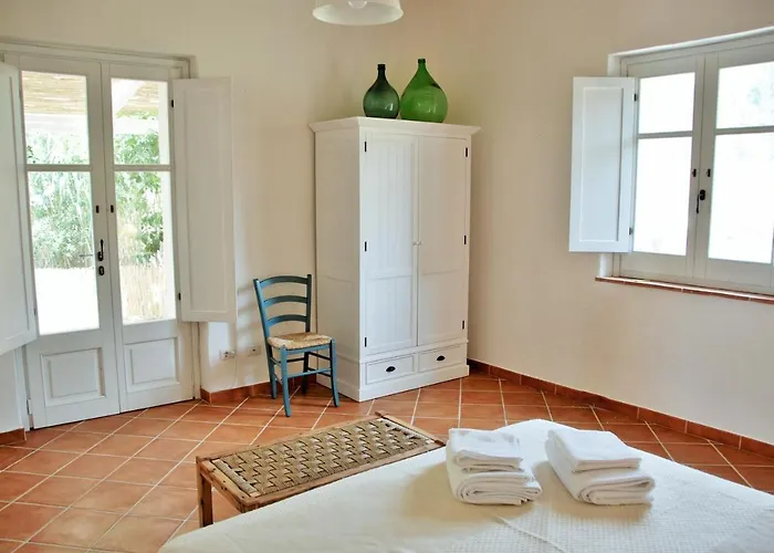 לינה וארוחת בוקר Giallo Limone טאולאדה